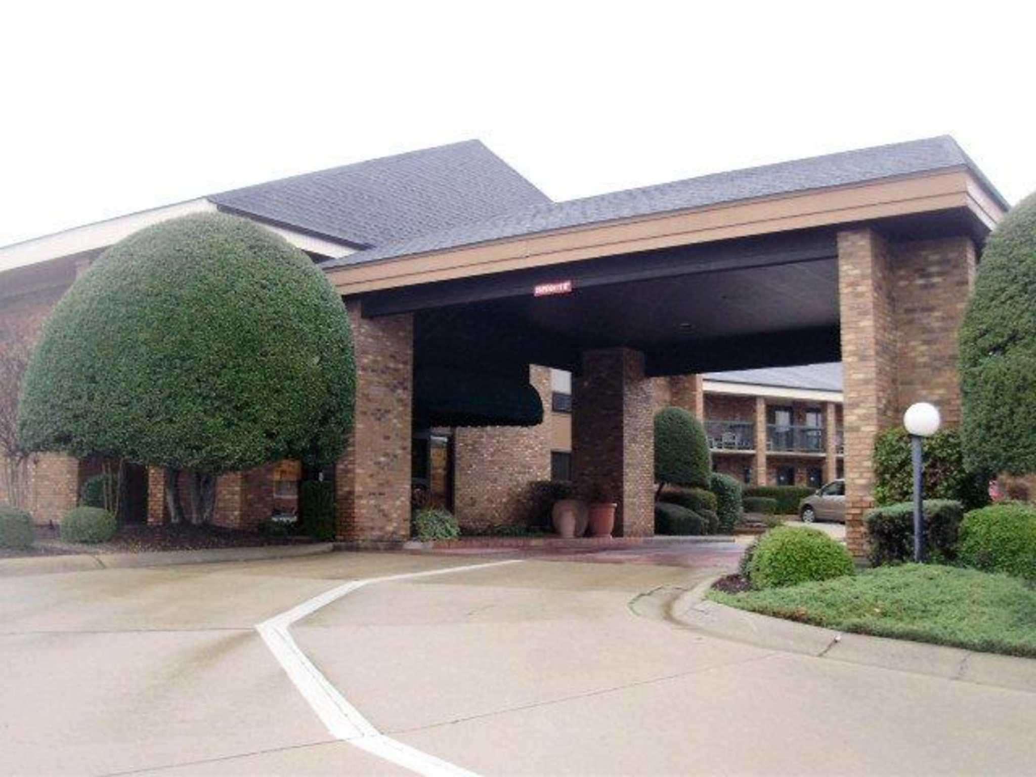 Quality Inn & Suites Searcy I-67 Eksteriør bilde