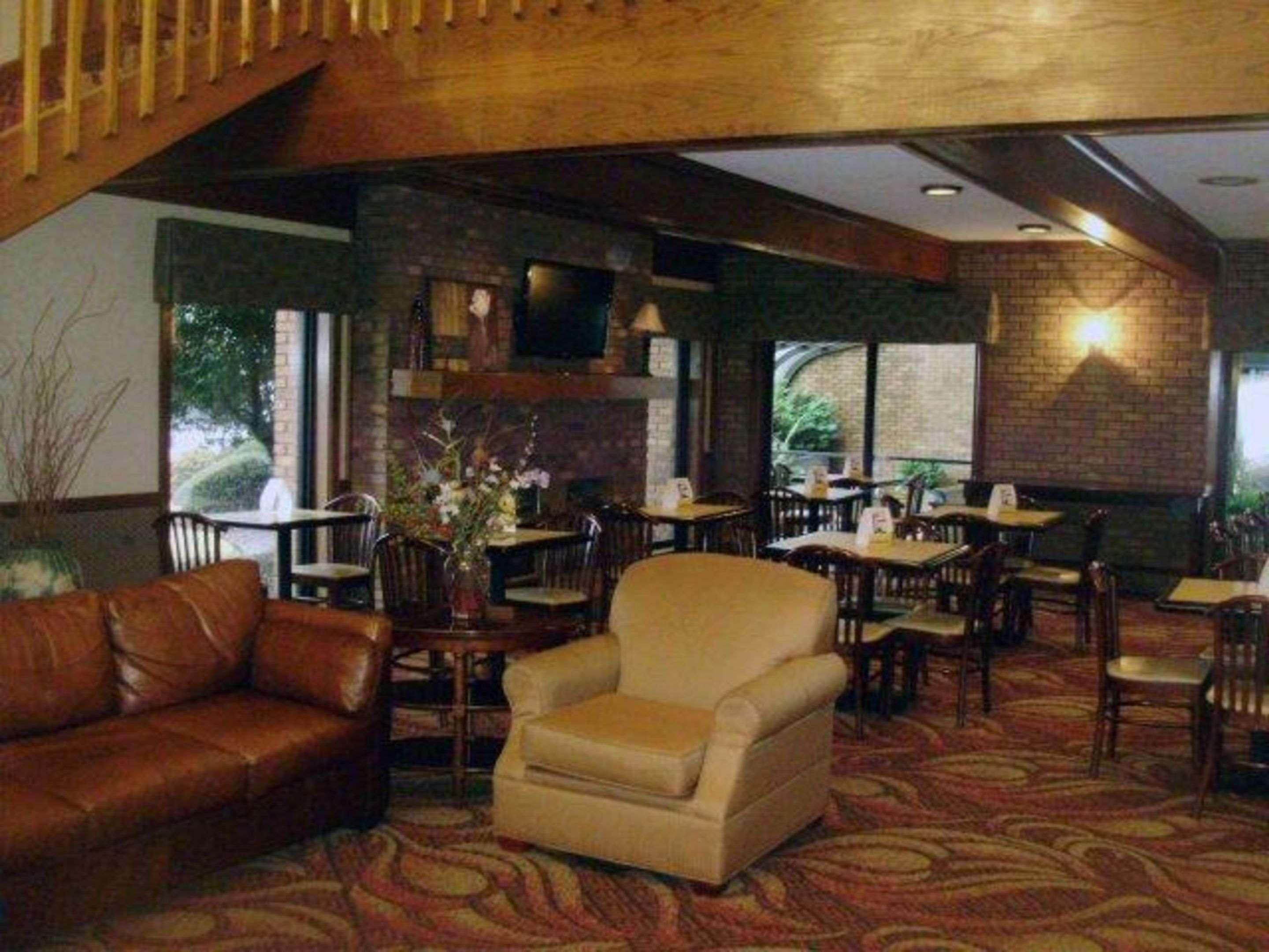 Quality Inn & Suites Searcy I-67 Eksteriør bilde